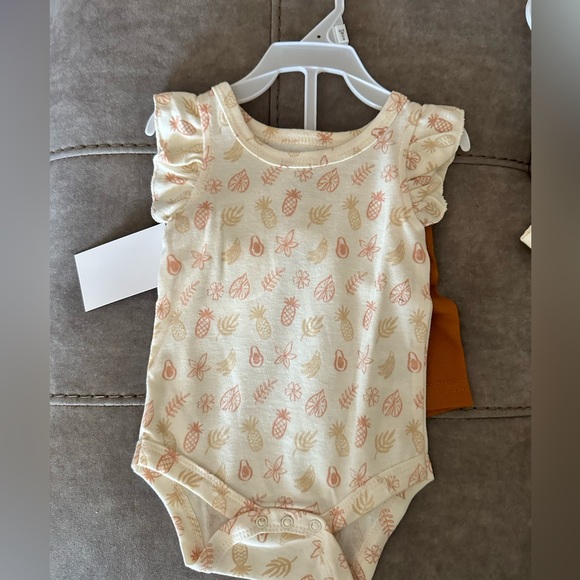 Baby Girl Set Size0-3 Months - Picture 1 of 2